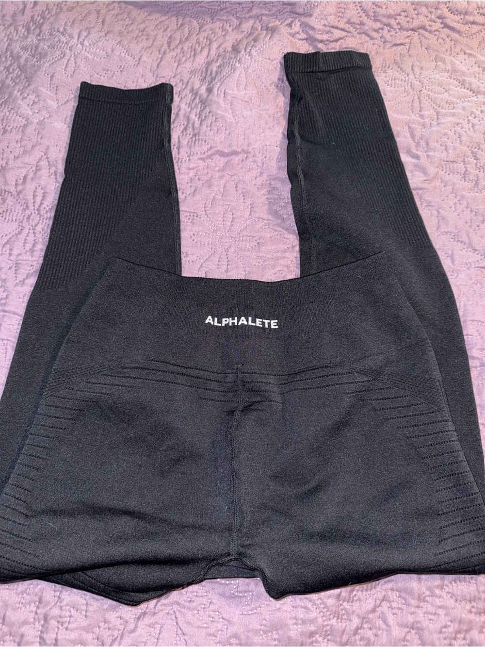 Alphalete Black Seamless Sculpting Leggings